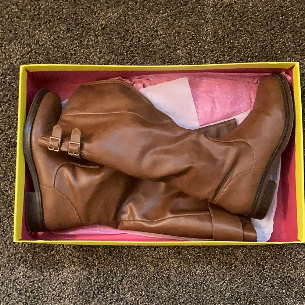 Kenneth Cole women’s boots, size 8